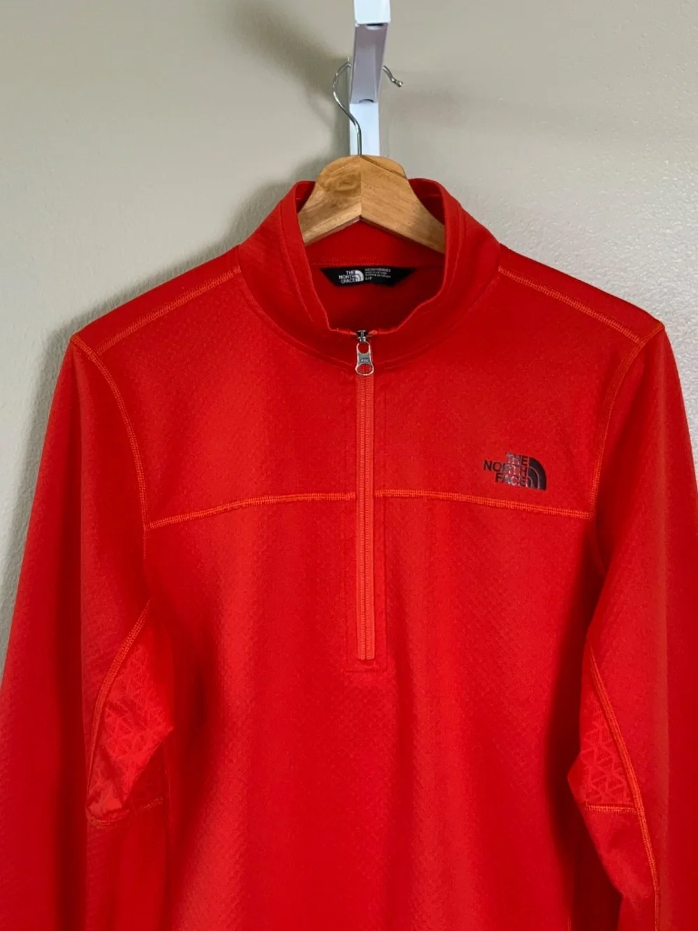 The North Face Half Zip Textured Performance Long Sleeve Pullover